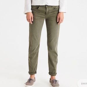 American eagle olive green tomgirl jean